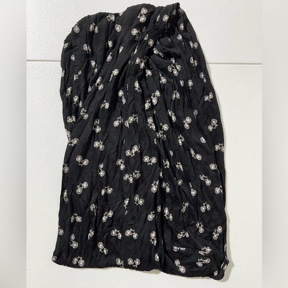Old Navy Bicycle Infinity Scarf Black/White One Size B2 - Picture 2 of 5